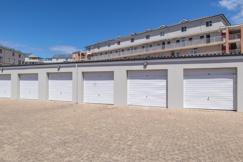 2 Bedroom Property for Sale in Muizenberg Western Cape